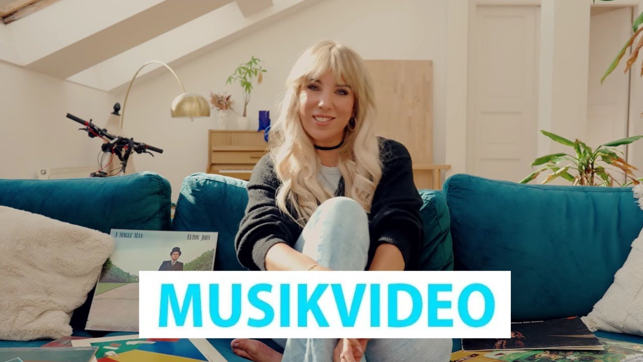 Video starten: Annemarie Eilfeld – Neugeboren