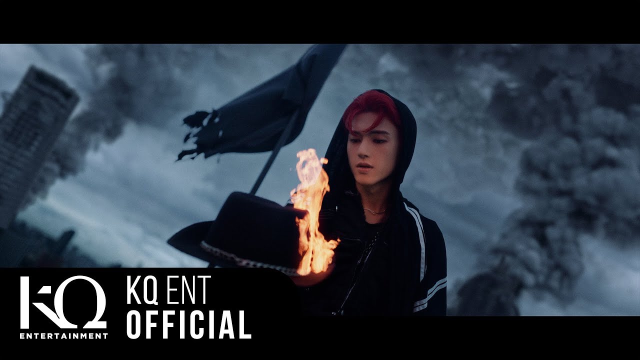 ATEEZ – HALAZIA
