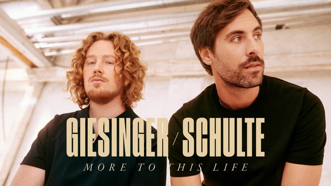 Video starten: Max Giesinger & Michael Schulte – More To This Life