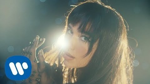 Dua Lipa feat. DaBaby – Levitating