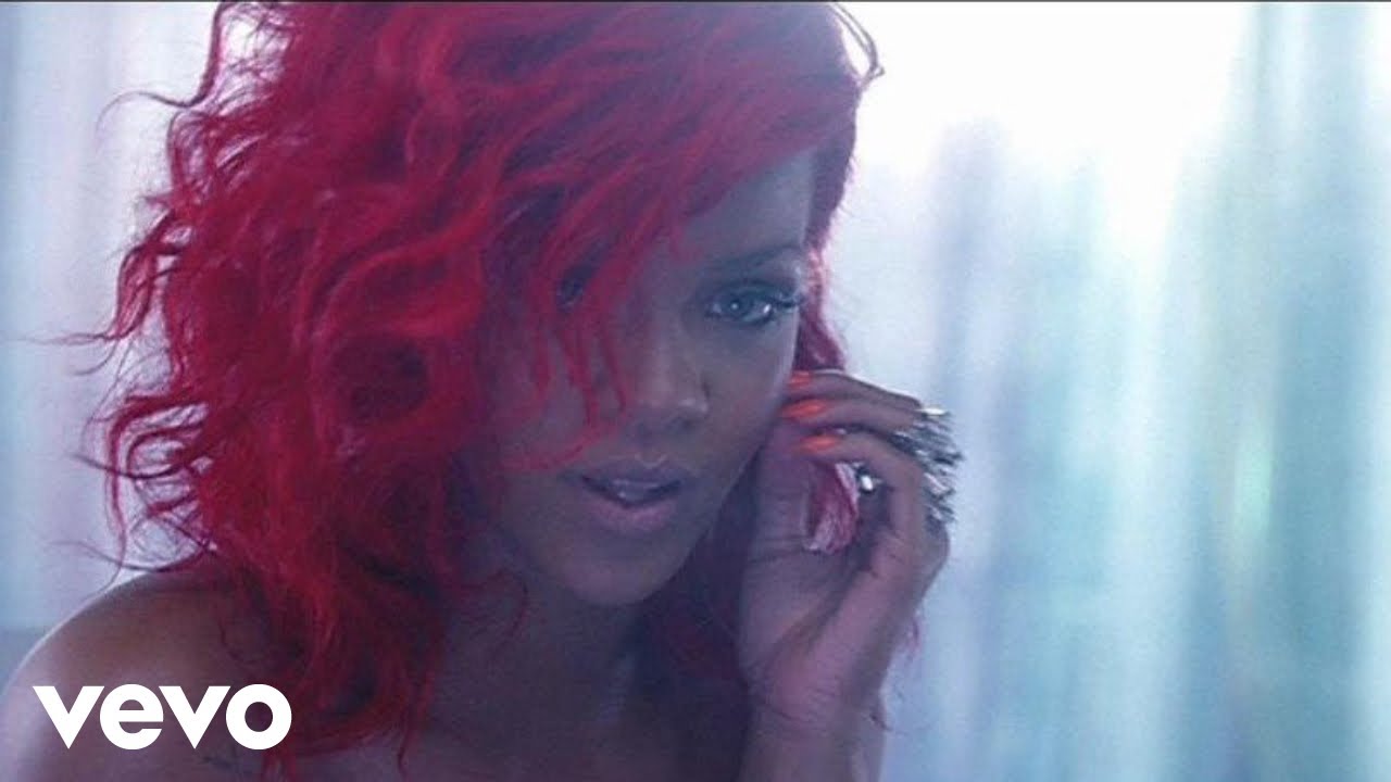 Video starten: Rihanna feat. Drake – What's My Name?