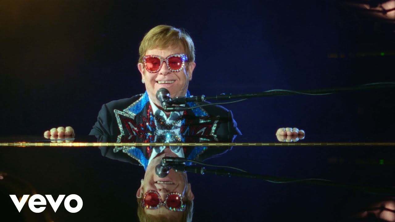 Video starten: Elton John & Brandi Carlile – Never Too Late (From The Film “Elton John: Never Too Late”)