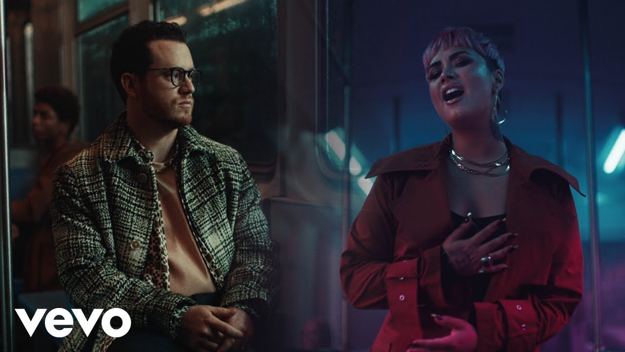 Demi Lovato & Sam Fischer – What Other People Say
