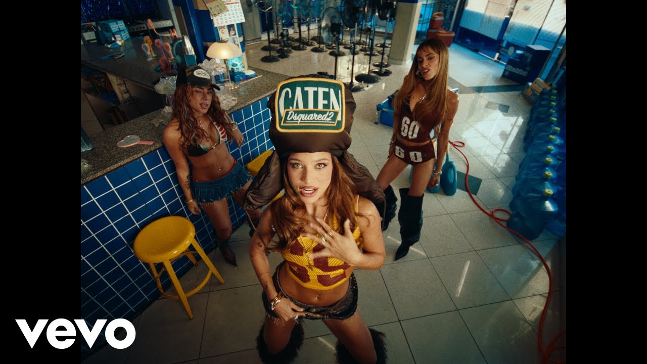 Emilia, TINI & Nicki Nicole – Blackout