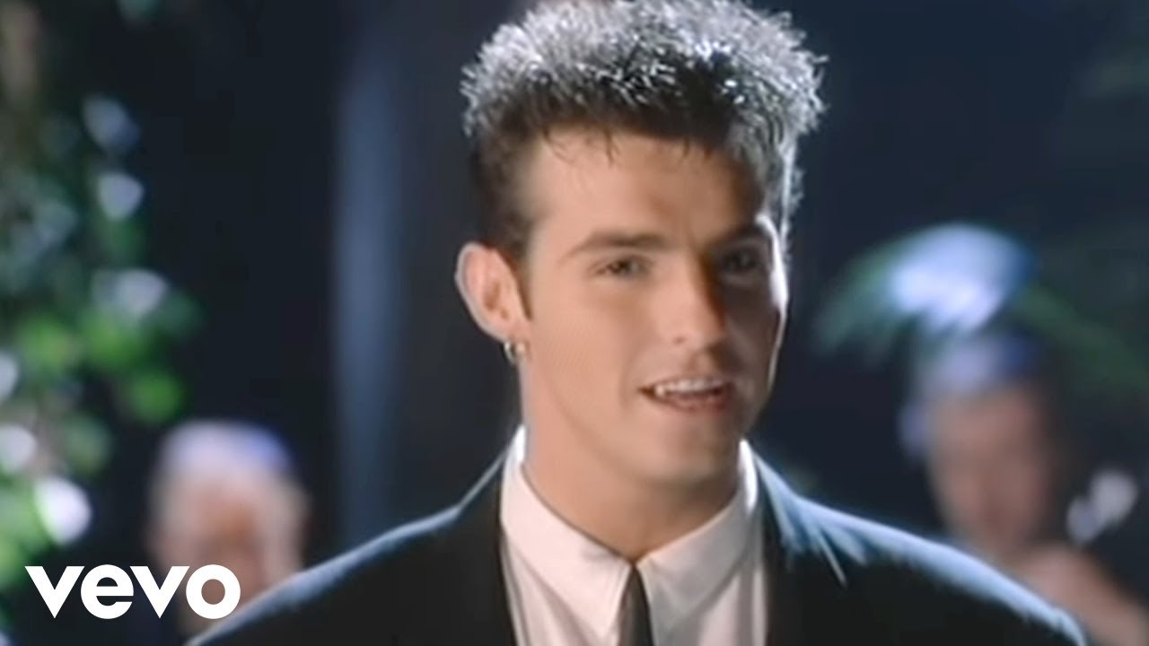 Wet Wet Wet – Angel Eyes (Home and Away)