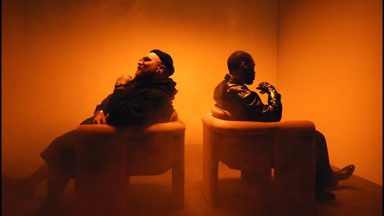 Video starten: Teddy Swims & GIVĒON – Are You Even Real