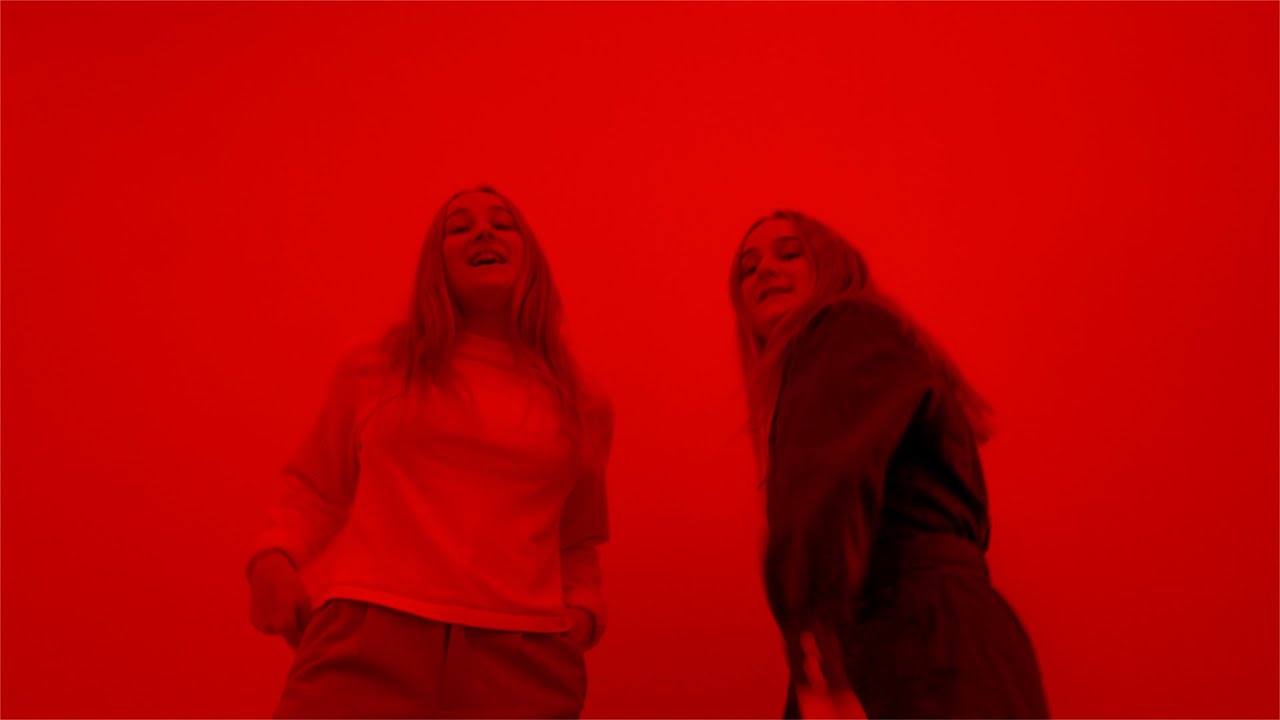 The Ella Sisters – Cars
