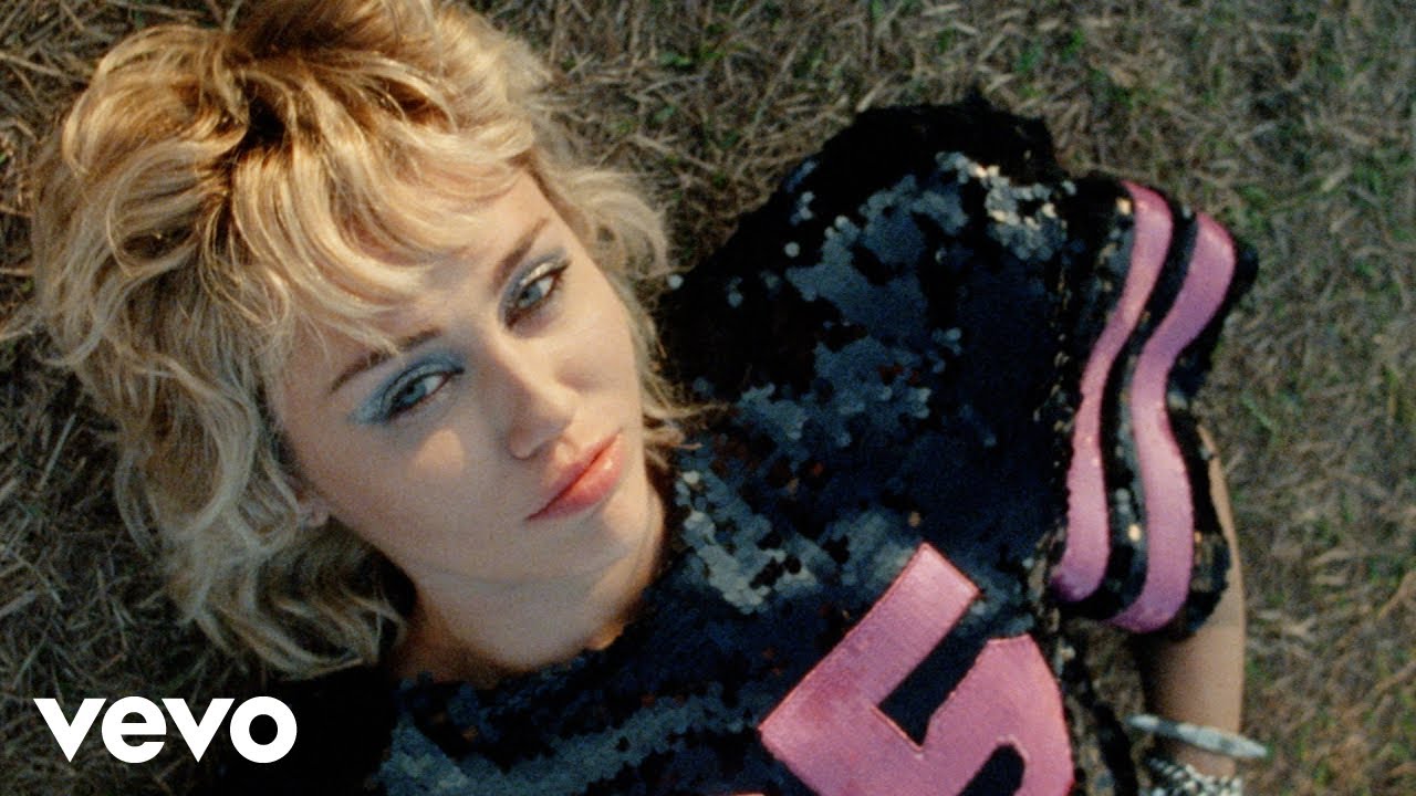 Miley Cyrus – Angels Like You