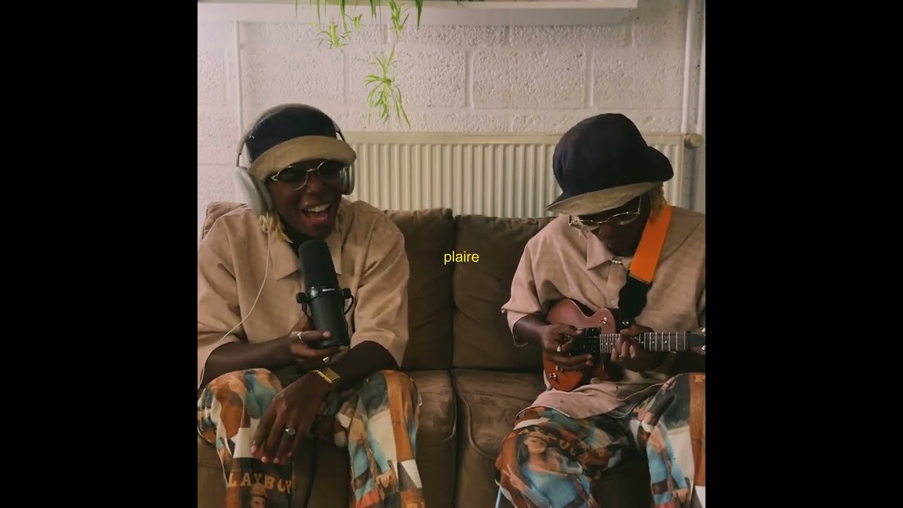 Video starten: YellowStraps feat. Nelly Furtado – blue (yes, i love you)