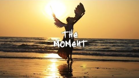 Rene Rodrigezz feat. Sophia May – The Moment