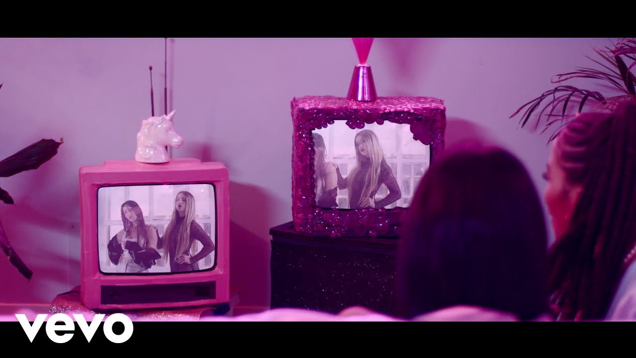Lola Indigo & Mala Rodríguez – Mujer Bruja