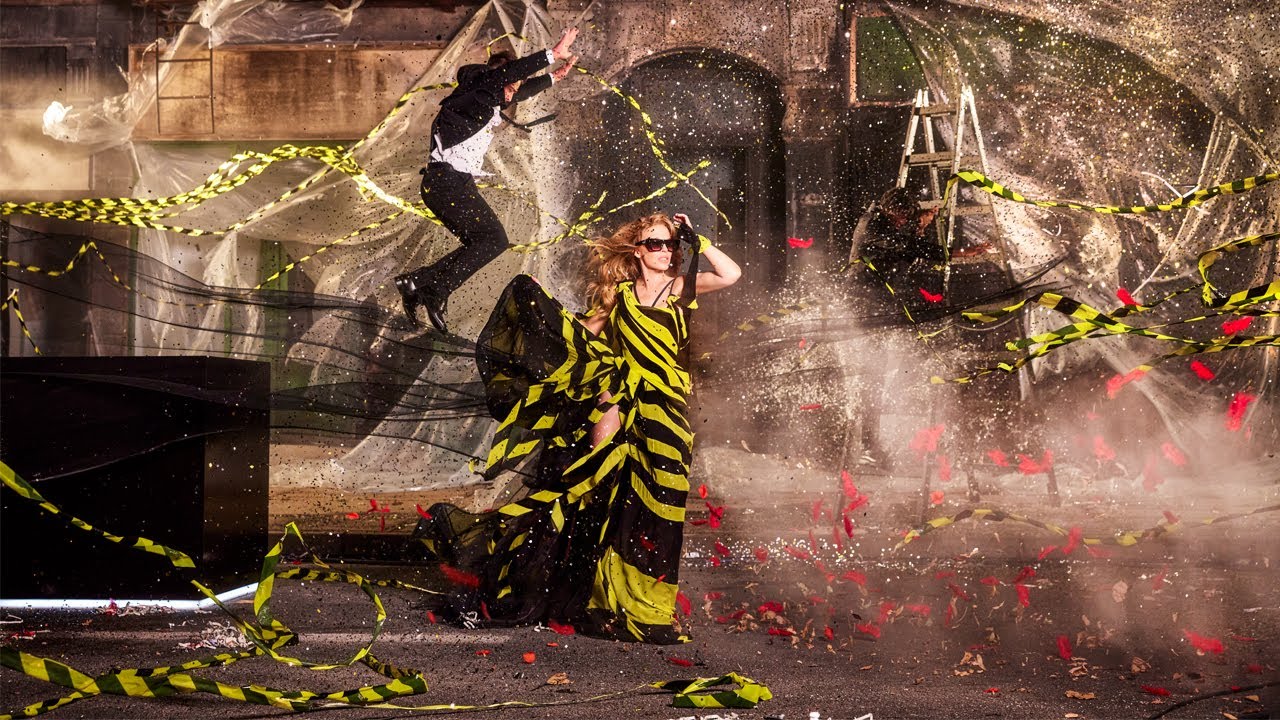 Kylie Minogue – Lights Camera Action