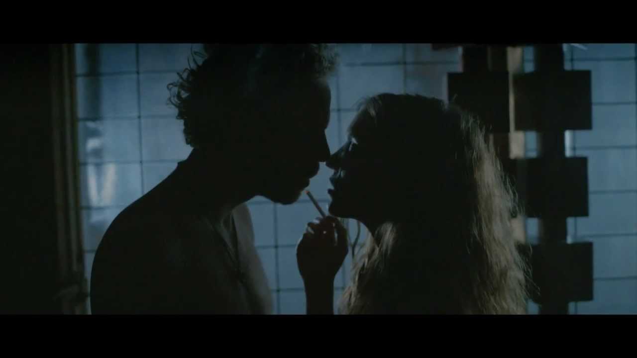 Video starten: Saint Lu – Craving
