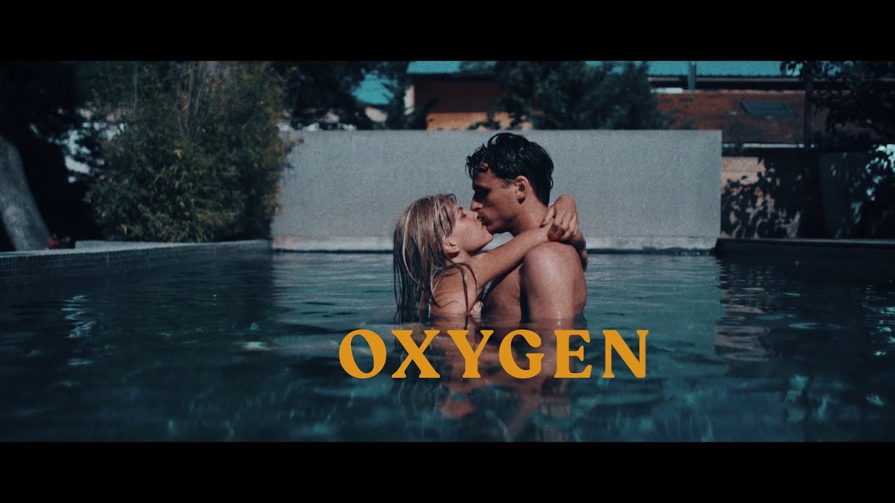 Winona Oak & Robin Schulz – Oxygen