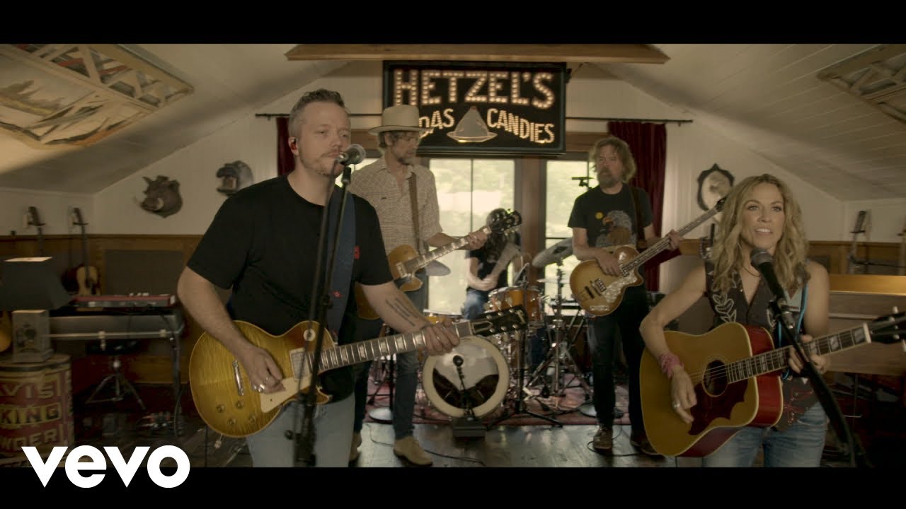 Sheryl Crow  feat. Jason Isbell – Everything Is Broken