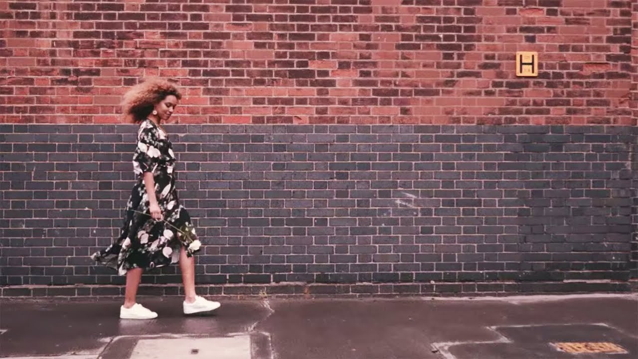 Milky Chance feat. Izzy Bizu – Bad Things
