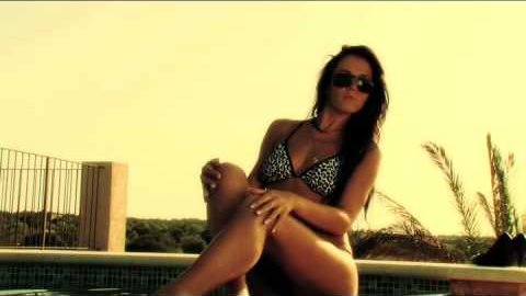 Video starten: Rico Bernasconi vs. Ace Of Base – Cruel Summer