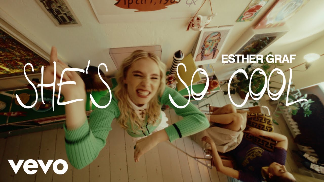 Video starten: Esther Graf – She’s So Cool