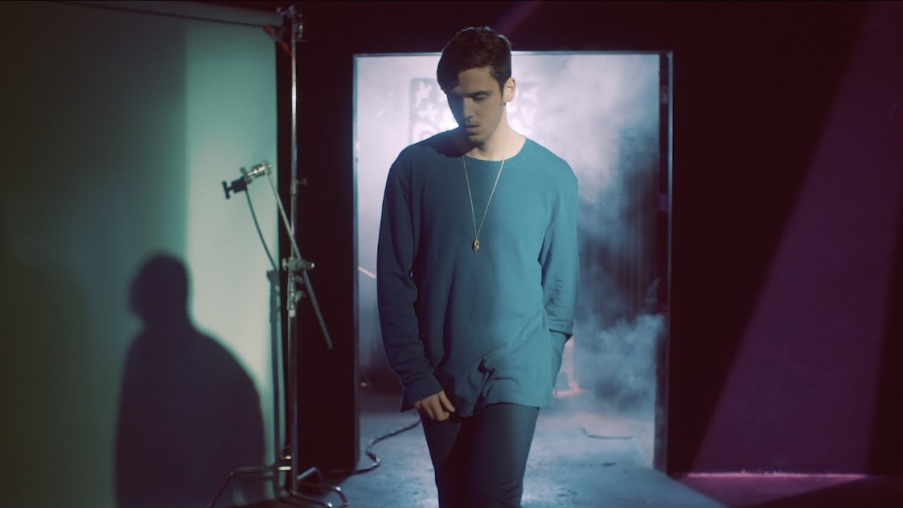 Lauv – Easy Love