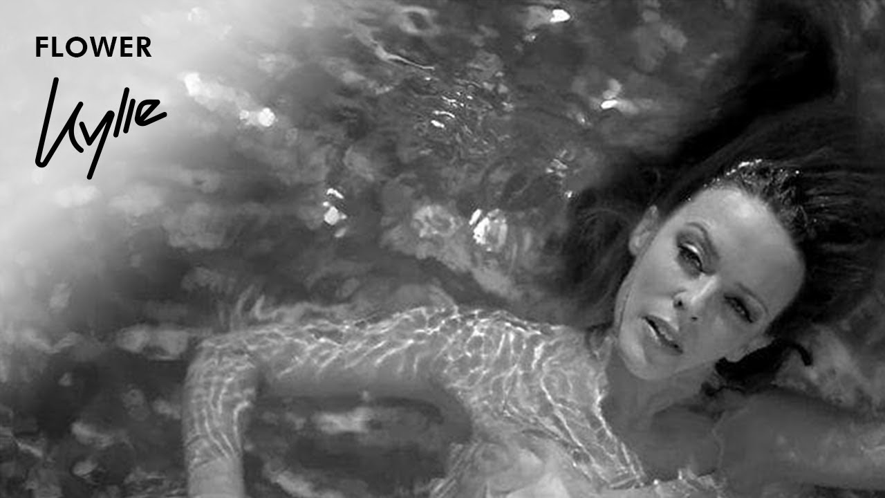 Video starten: Kylie Minogue – Flower