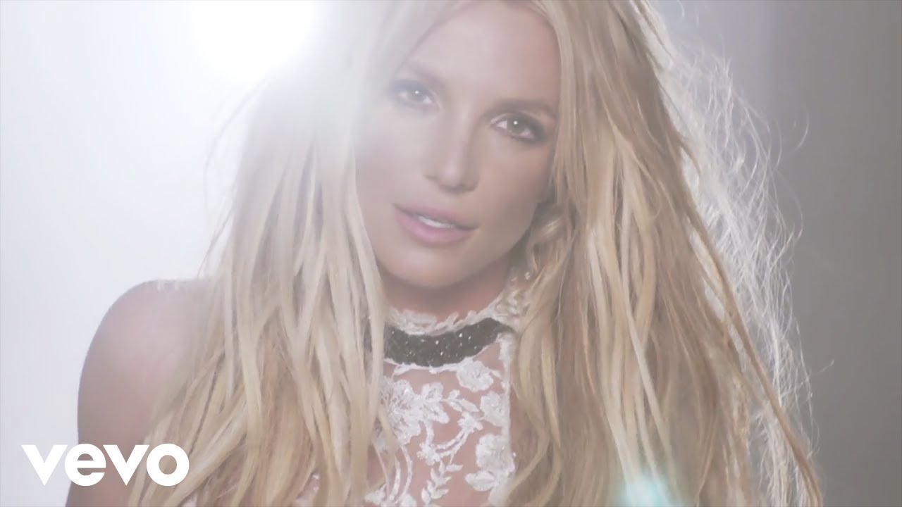 Britney Spears feat. G-Eazy – Make Me...