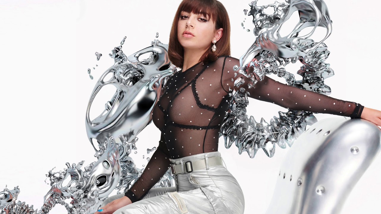 Charli XCX – 5 In The Morning