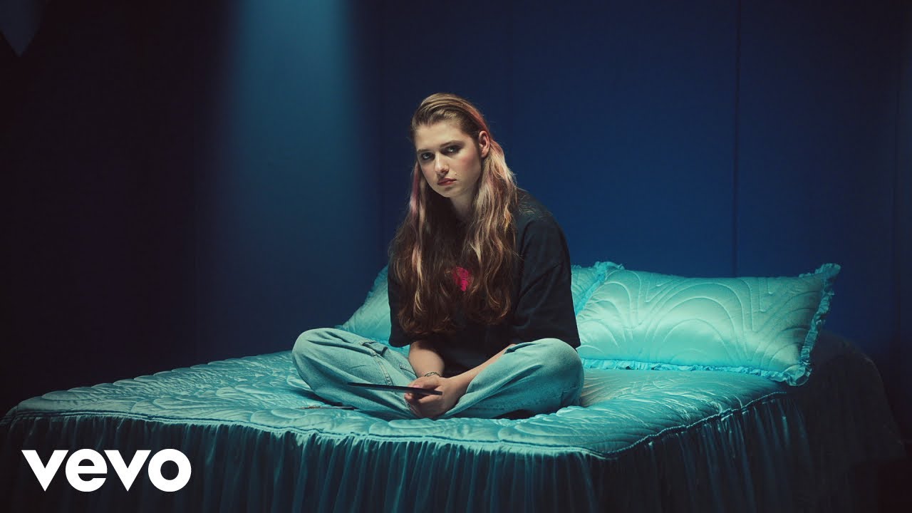 Baby Queen – Pretty Girl Lie