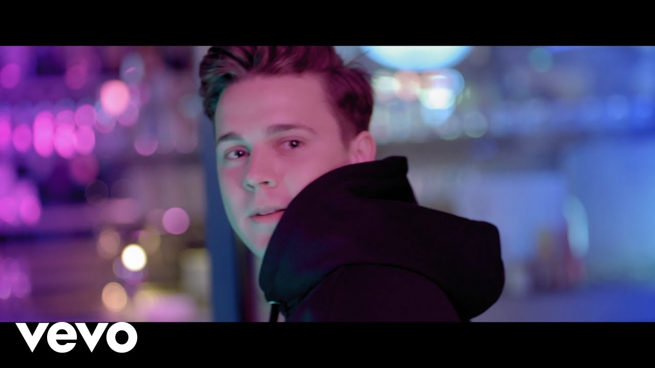 Felix Jaehn feat. Hearts & Colors & Adam Trigger – Like A Riddle