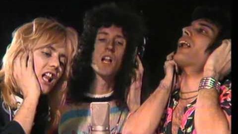 Queen – Somebody To Love
