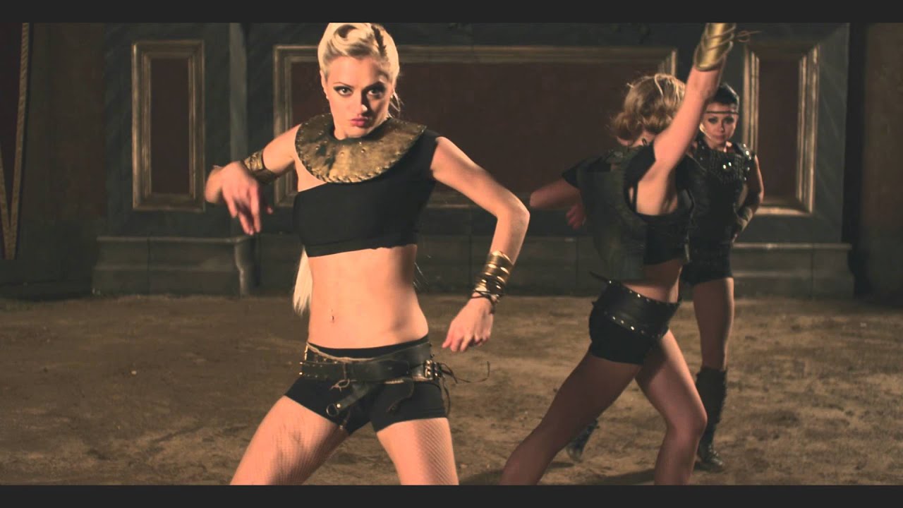 Video starten: Kamaliya – I'm Alive