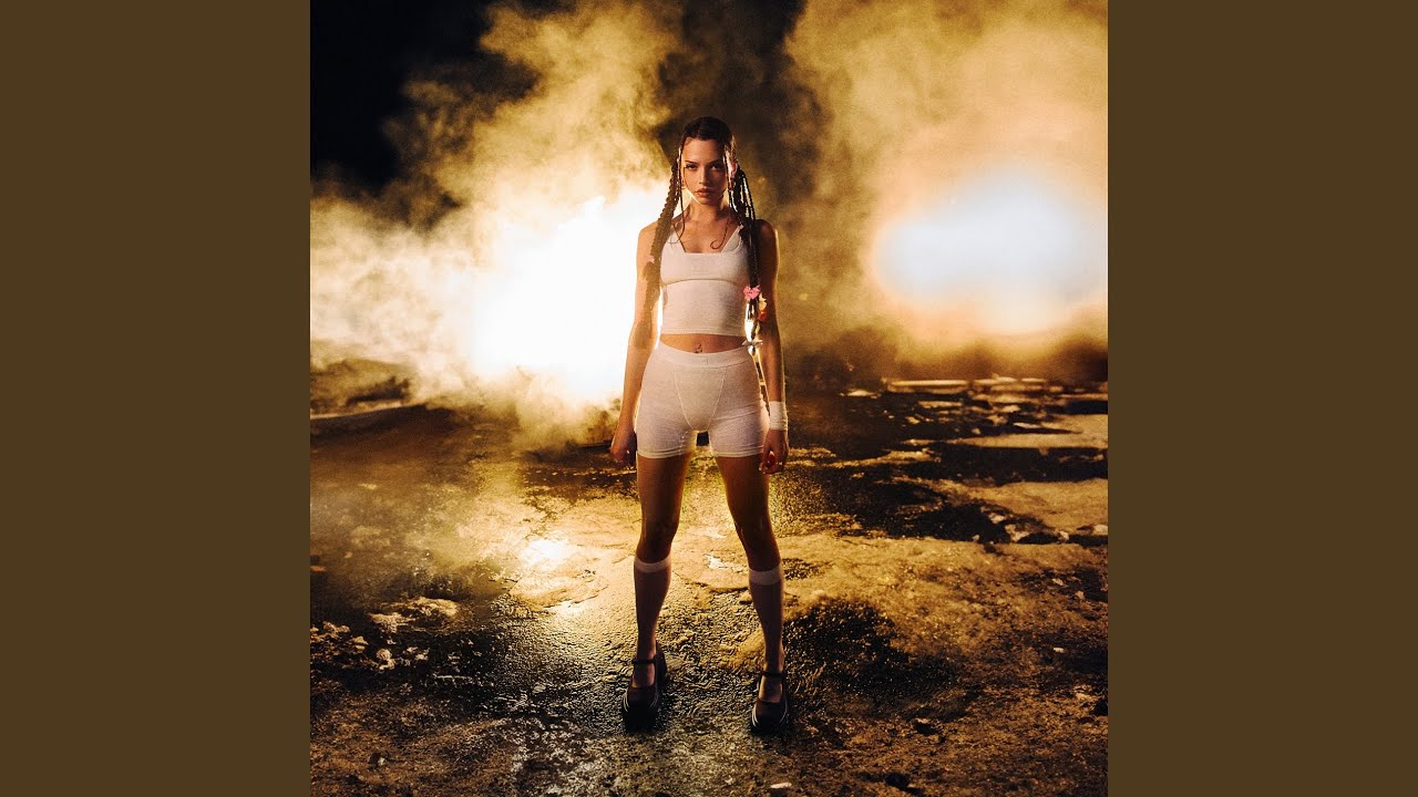 Video starten: Nina Chuba – Ende
