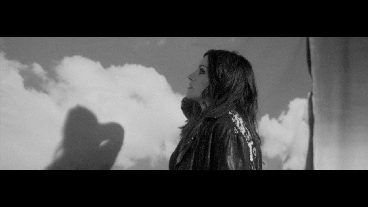 Video starten: Amy Macdonald – I'm Done (Games That You Play)