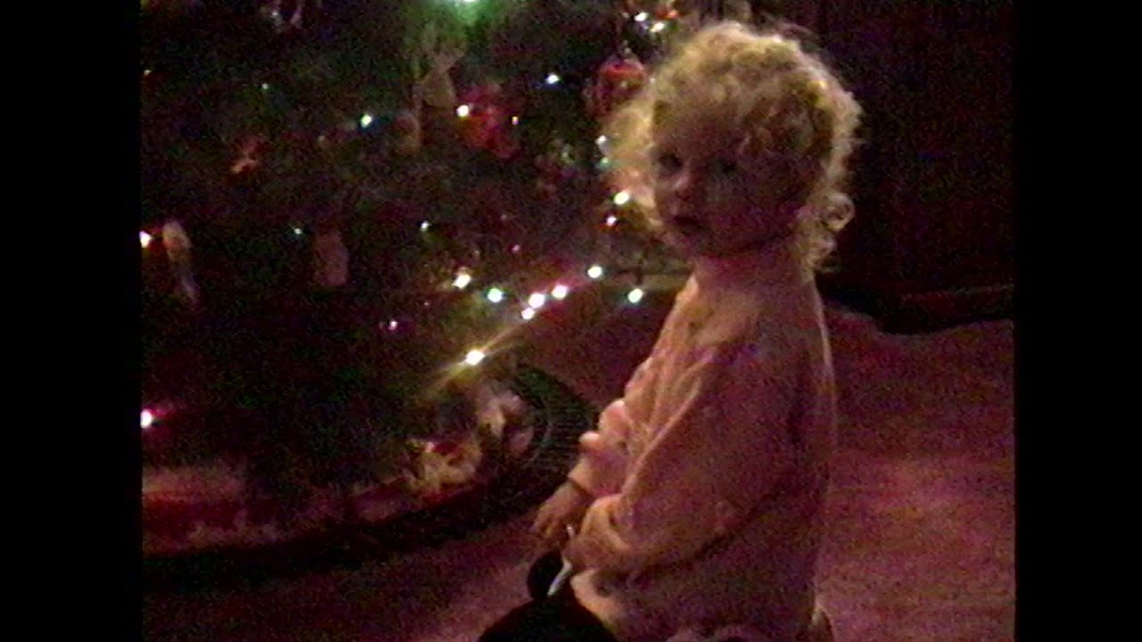Taylor Swift – Christmas Tree Farm