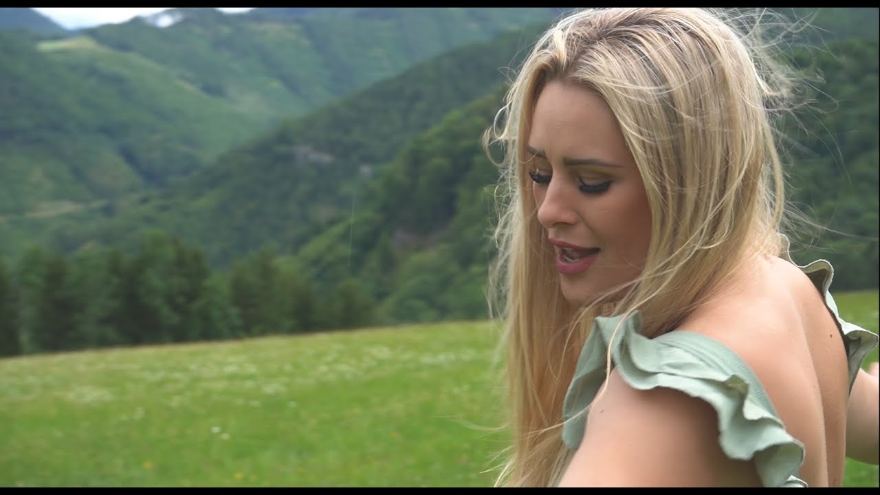 Lisa Harrer – Halt mich fest