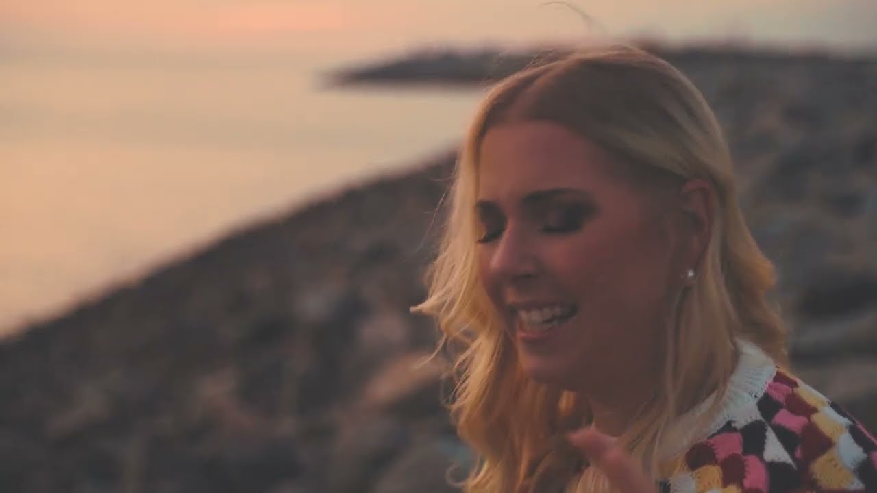 Video starten: Daniela Lorenz – Siamo Soli