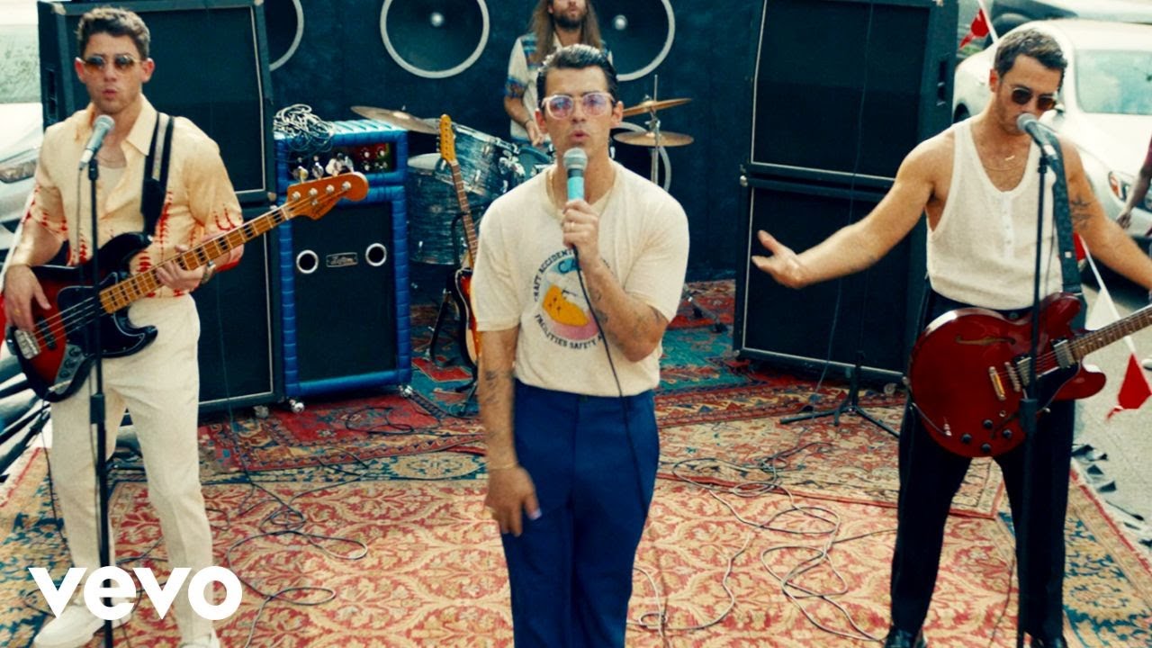 Jonas Brothers – Who's In Your Head