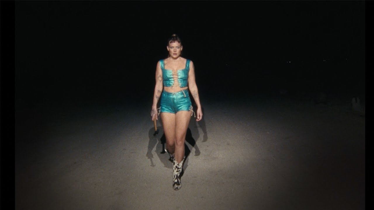Video starten: Tove Lo – True Romance