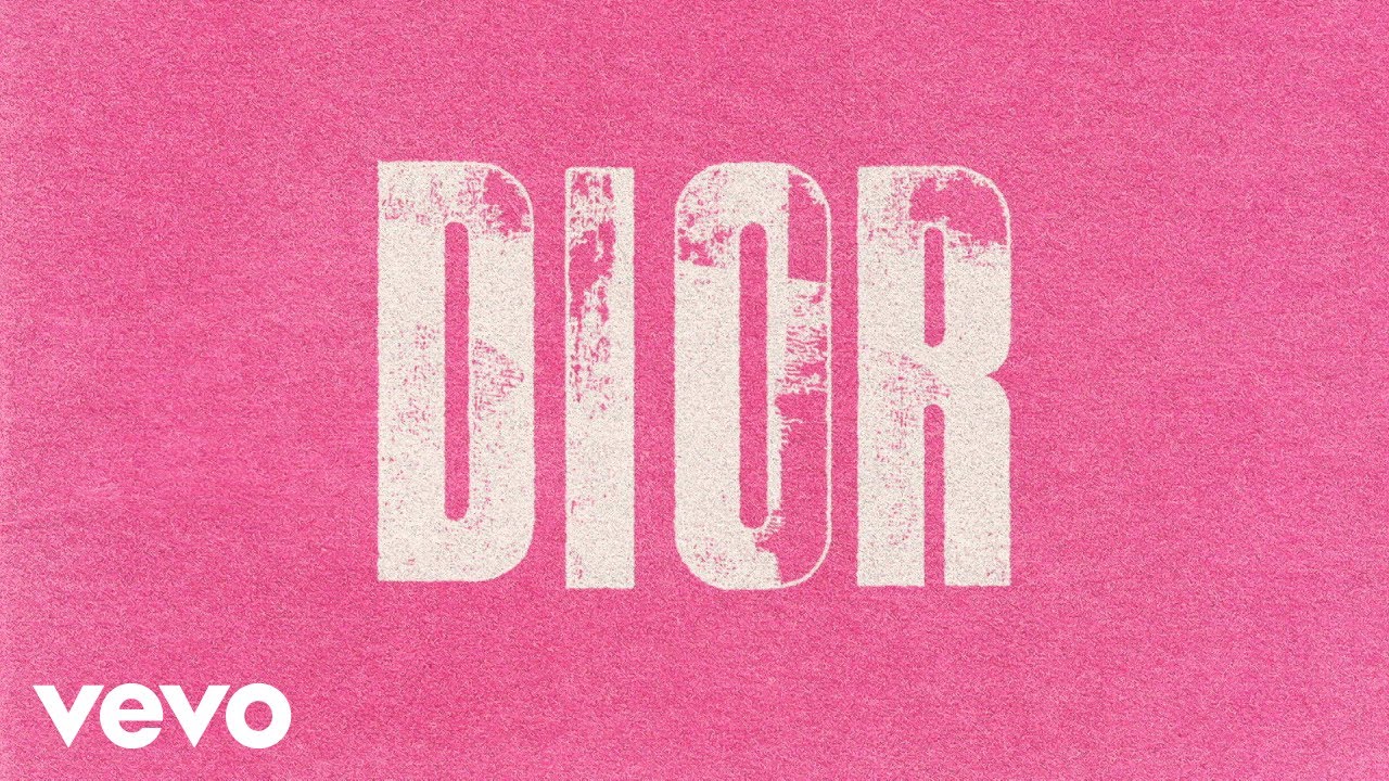 Video starten: MK feat. Chrystal – Dior