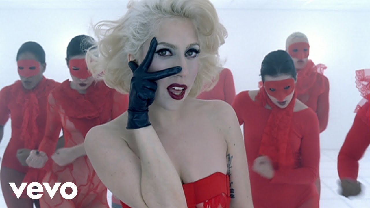 Video starten: Lady Gaga – Bad Romance