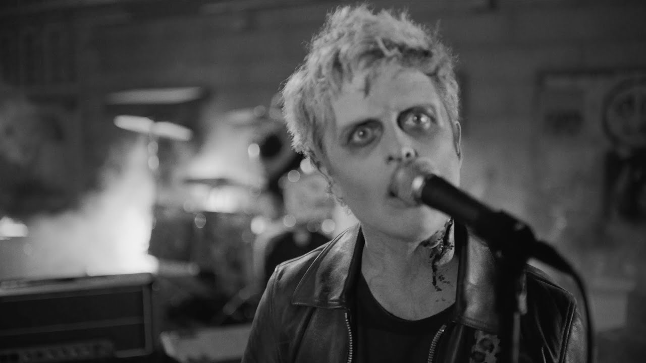 Green Day – The American Dream Is Killing Me