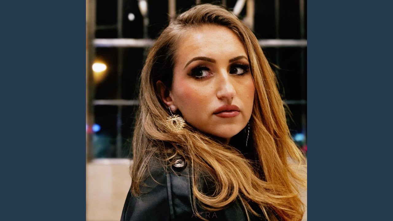 Video starten: AZRA – UTOPIE