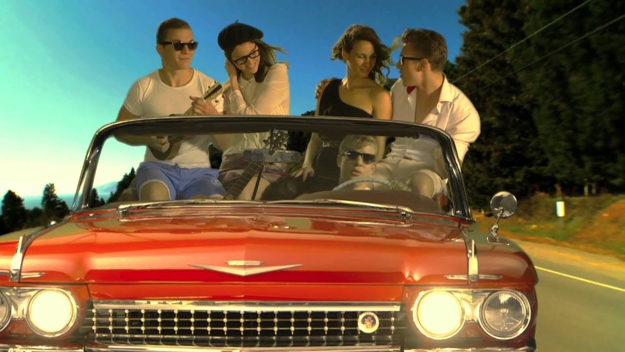 Video starten: The Fires – European Girl