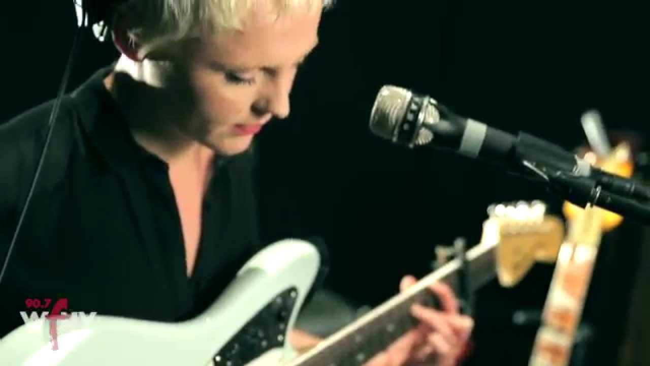 Laura Marling – False Hope