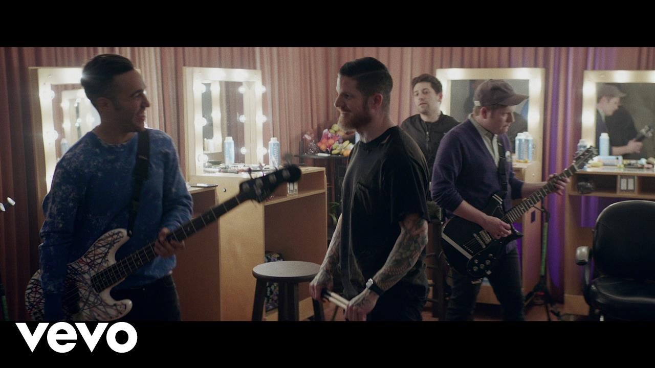 Fall Out Boy – Champion