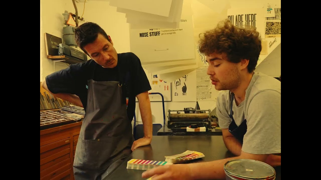 Bastille &ndash; & (Ampersand) - A Collection Of Story Song