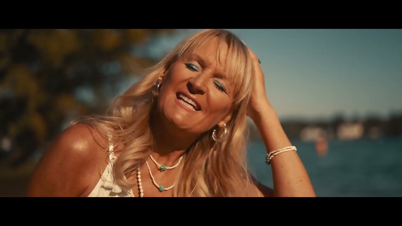 Video starten: Ariane Perl – Das ist die Liebe