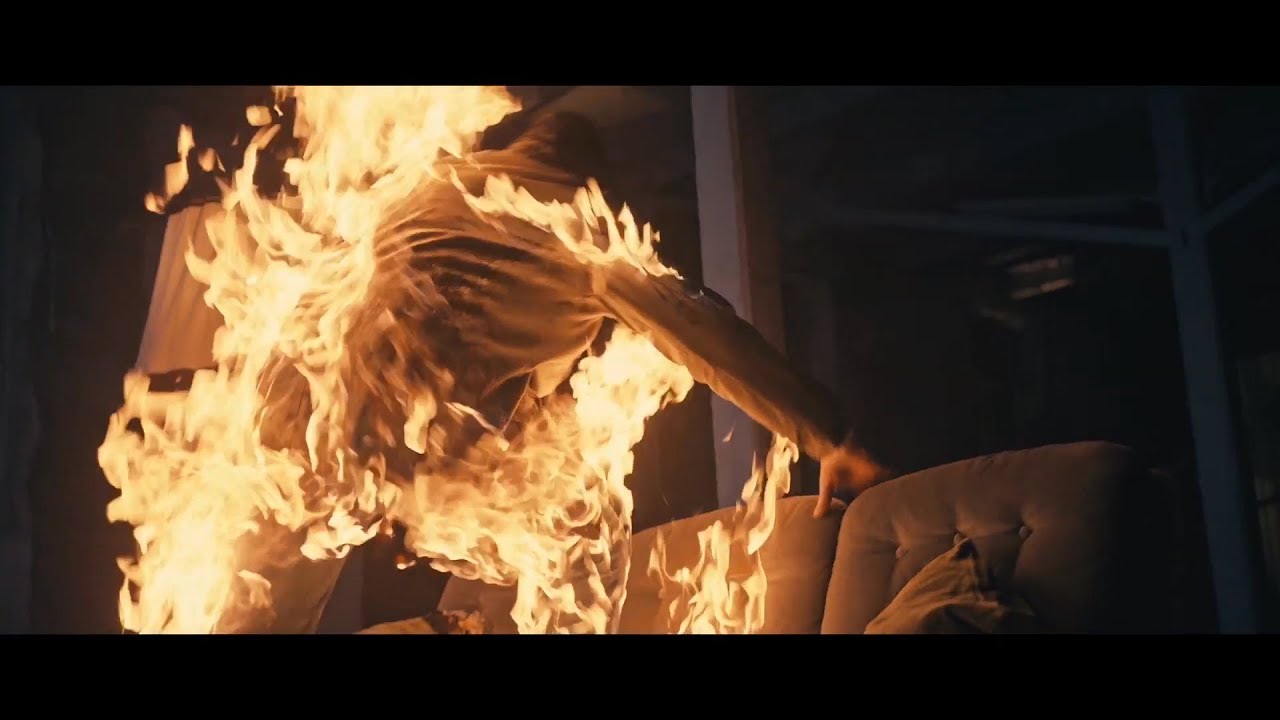OTTO NORMAL feat. Lina Maly – In Flammen