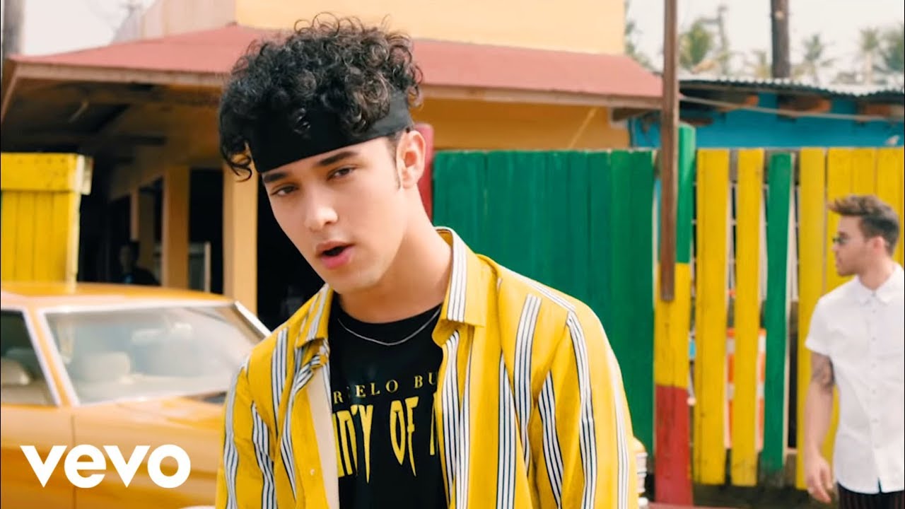 CNCO & Prince Royce – Llegaste Tú