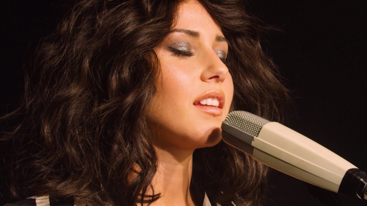 Sarah – Genau hier