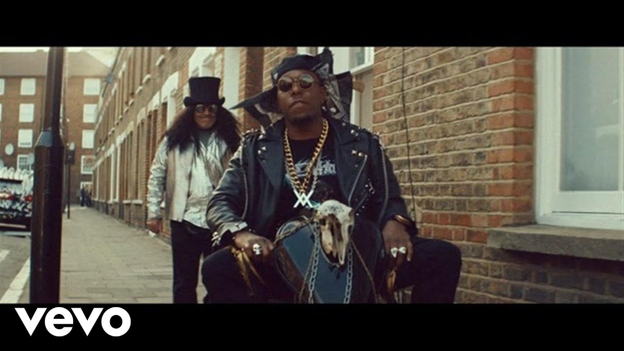 Video starten: Dizzee Rascal feat. Robbie Williams – Goin' Crazy